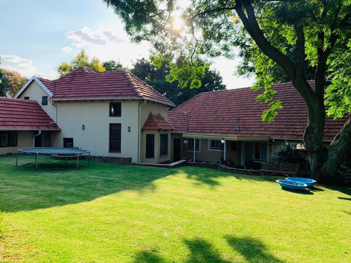 Ferienwohnung The Lancaster Johannesburg Exterior foto